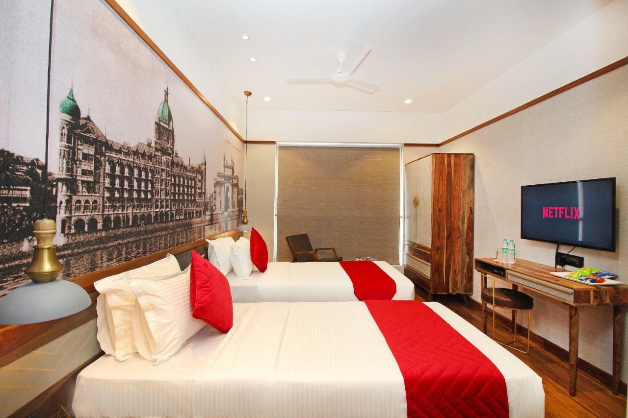 Theory9 Premium Service Apartments Khar มุมไบ ภายนอก รูปภาพ