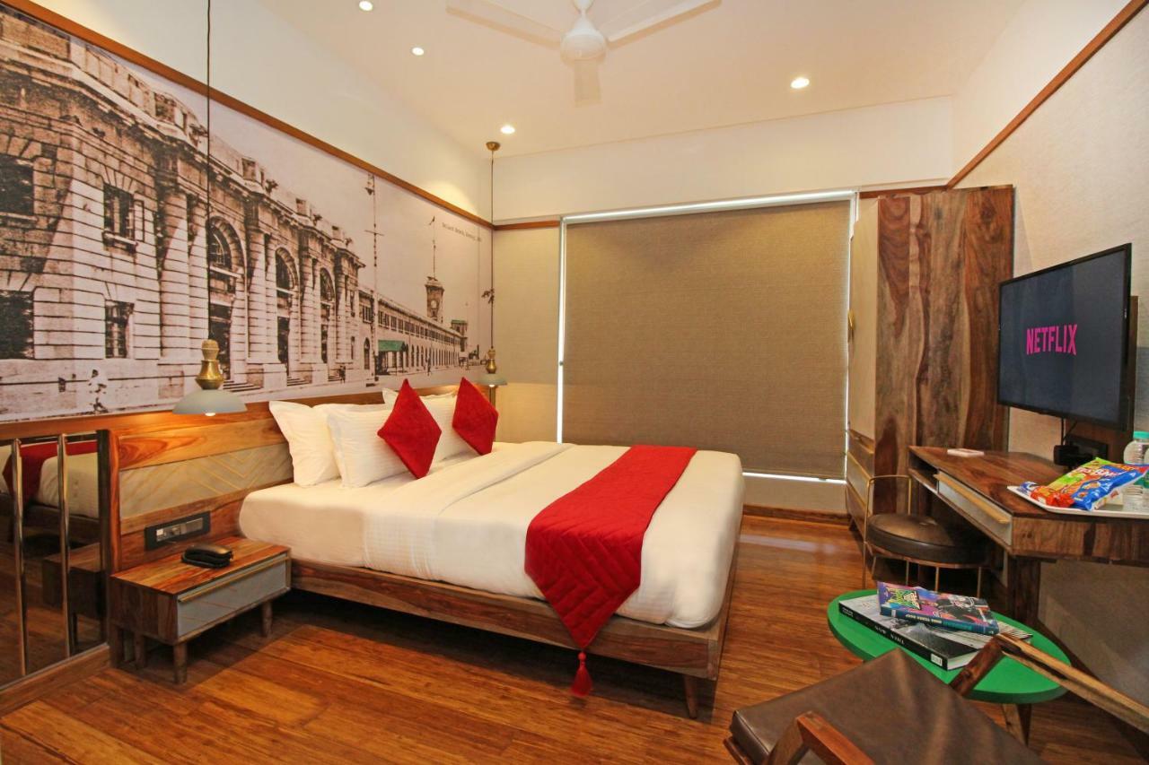 Theory9 Premium Service Apartments Khar มุมไบ ภายนอก รูปภาพ